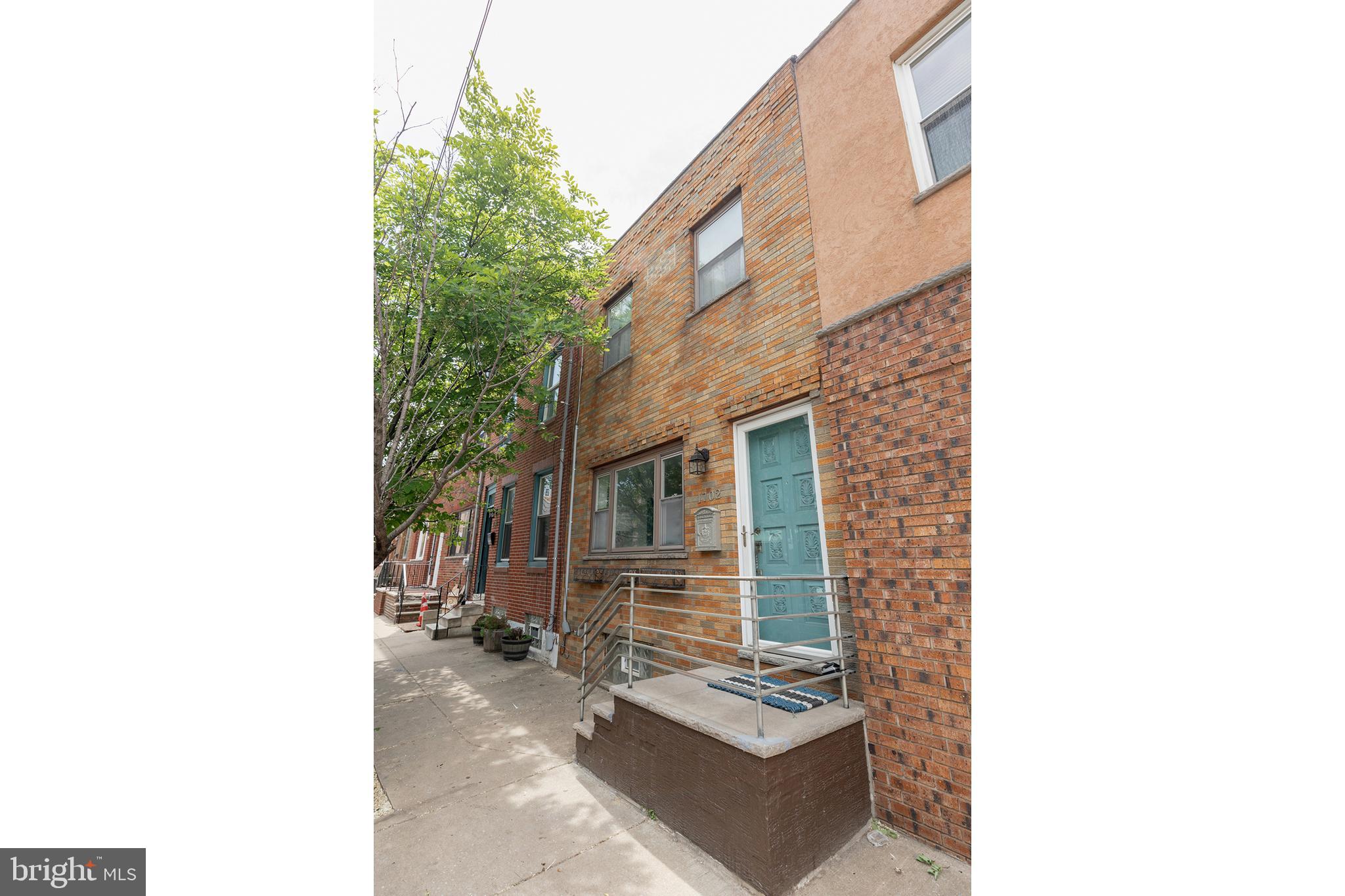 1702 S 11TH STREET