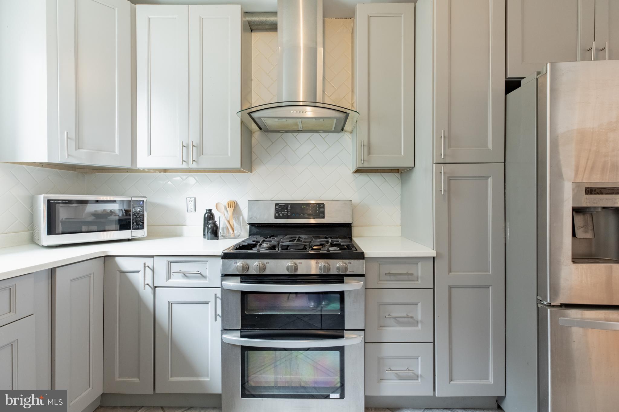 PASSYUNK SQUARE - Residential