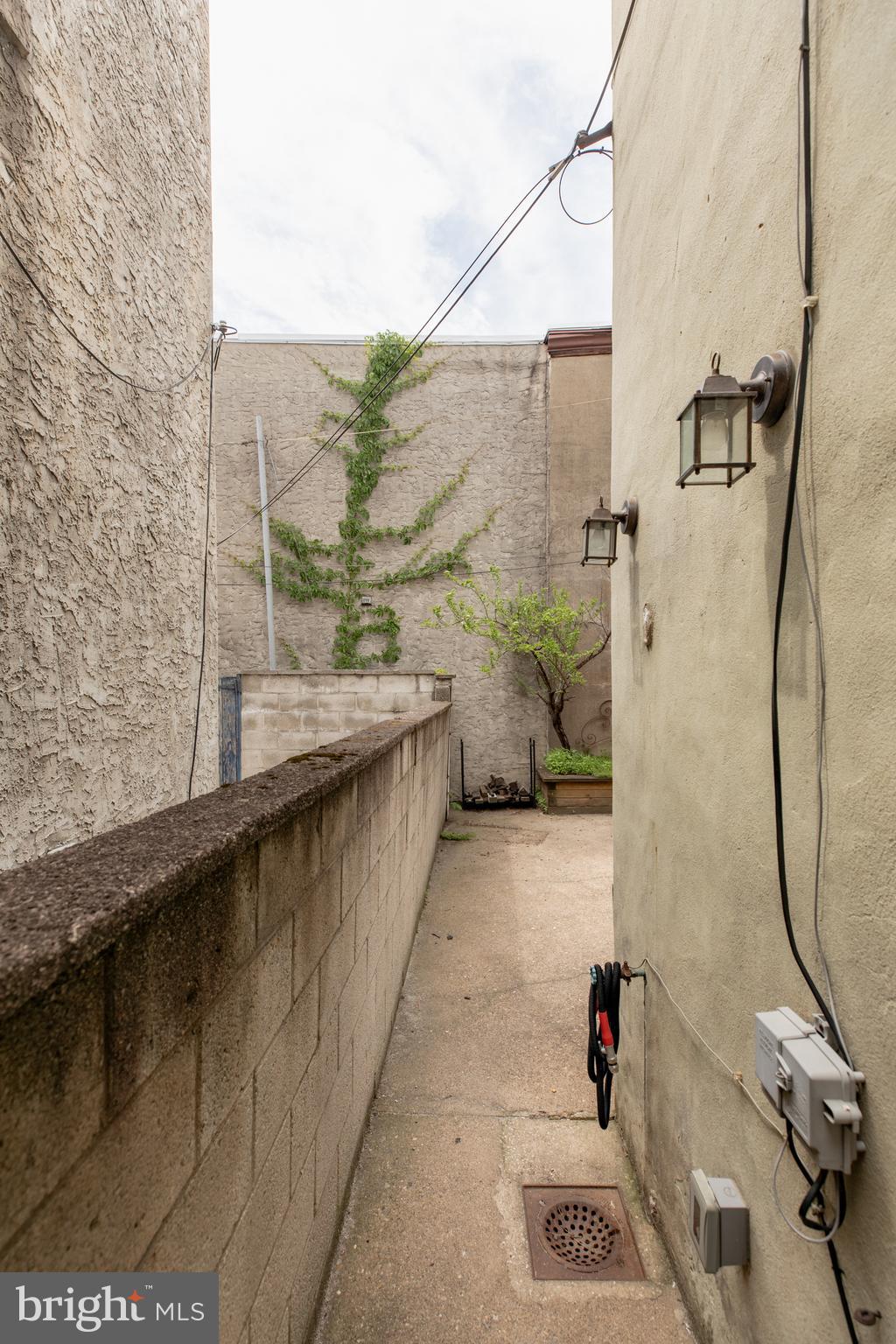 PASSYUNK SQUARE - Residential