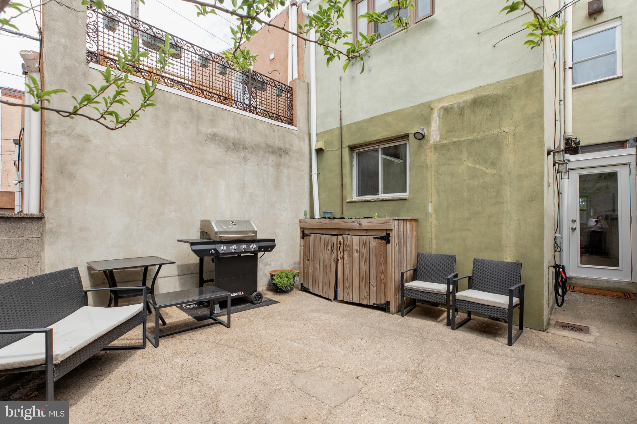 PASSYUNK SQUARE - Residential
