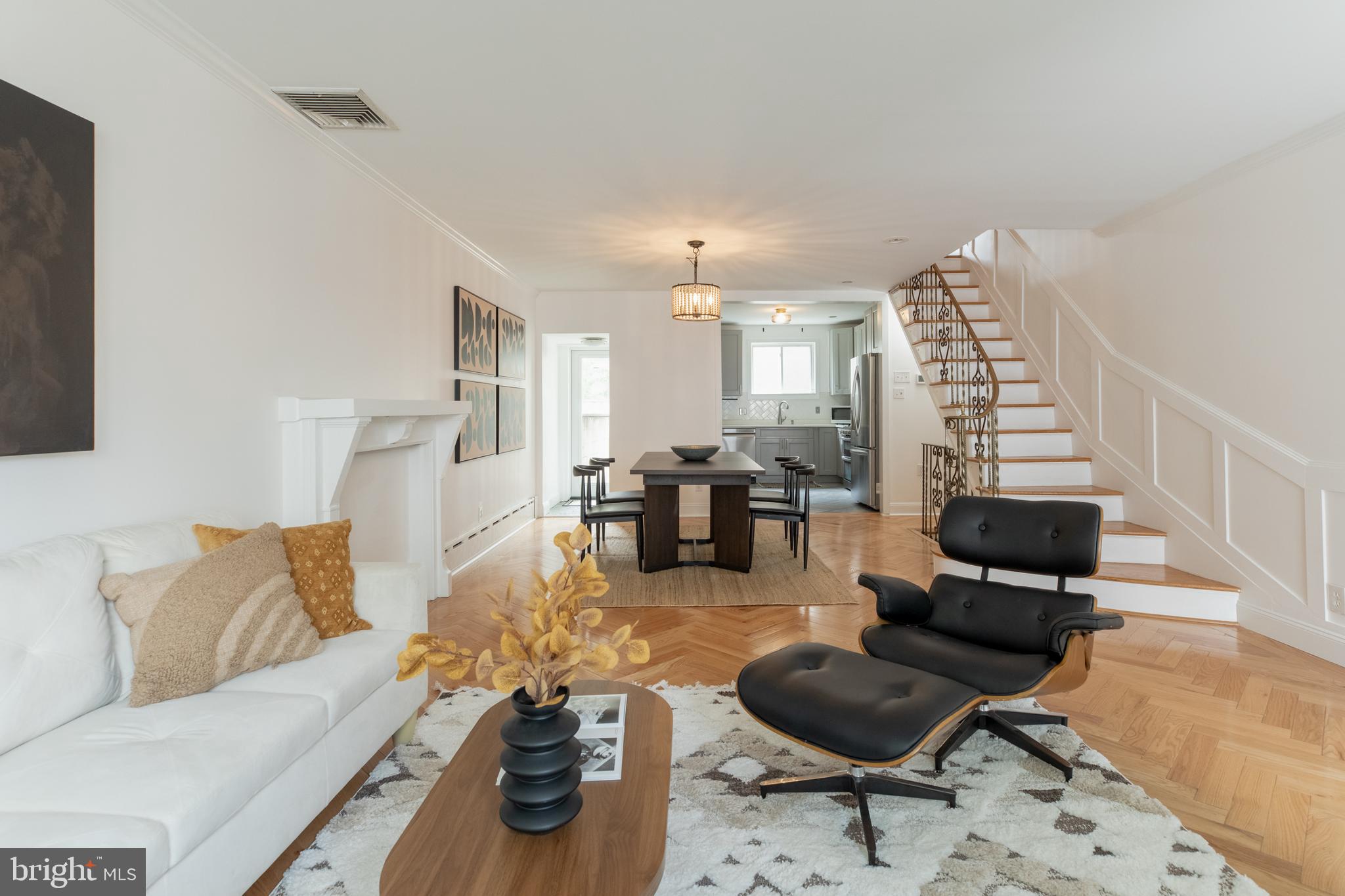 PASSYUNK SQUARE - Residential