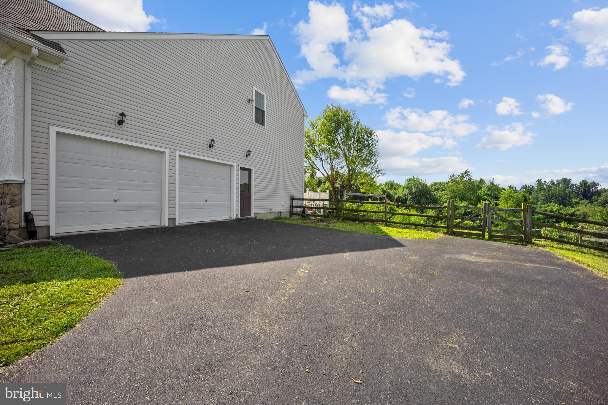 JACOBS RUN - Residential