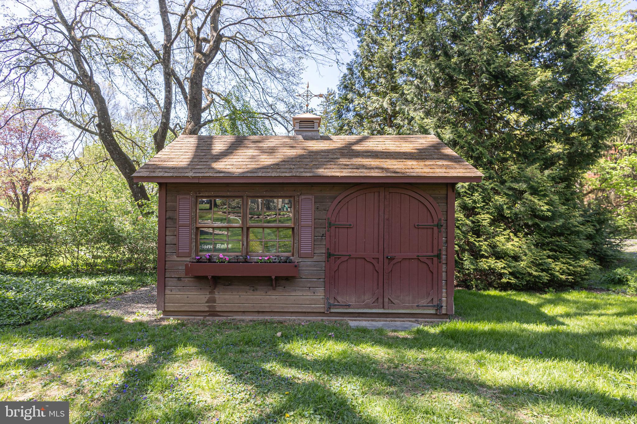 BLYTHEWOOD - Residential