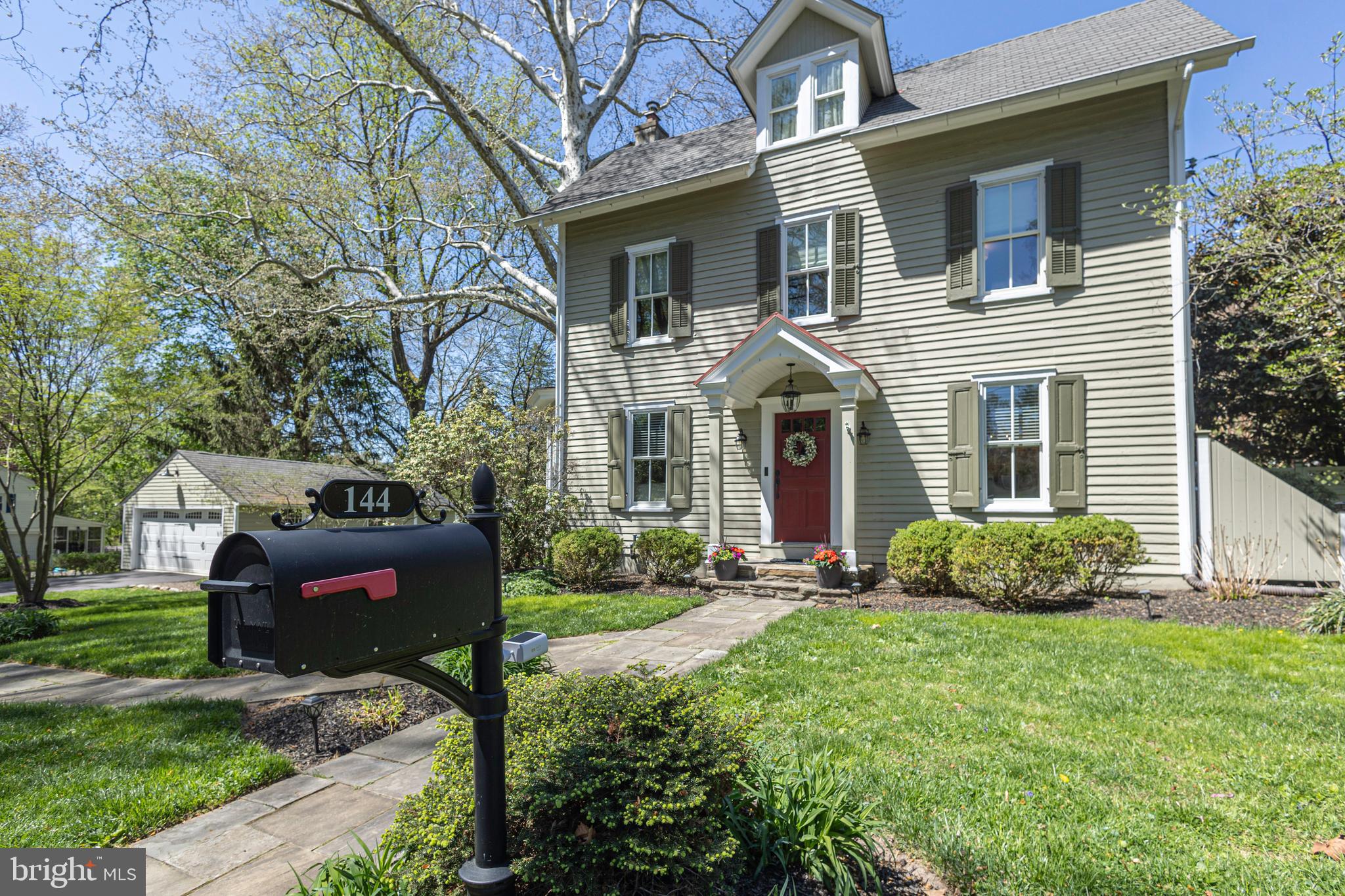 BLYTHEWOOD - Residential