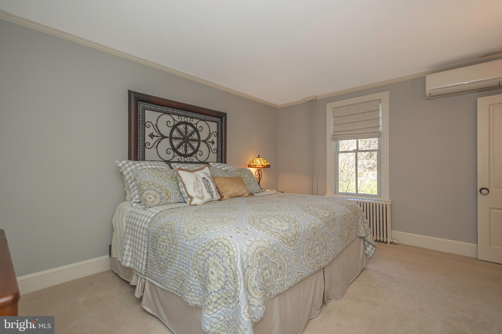 BLYTHEWOOD - Residential