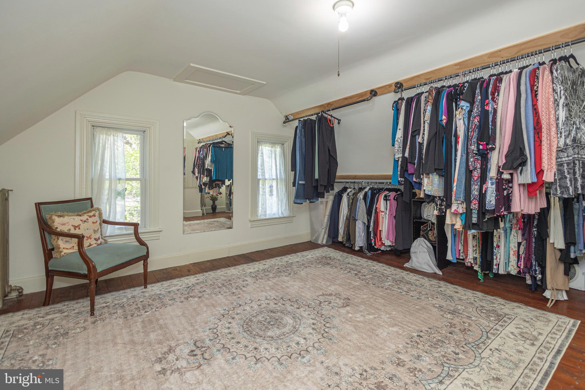 BLYTHEWOOD - Residential