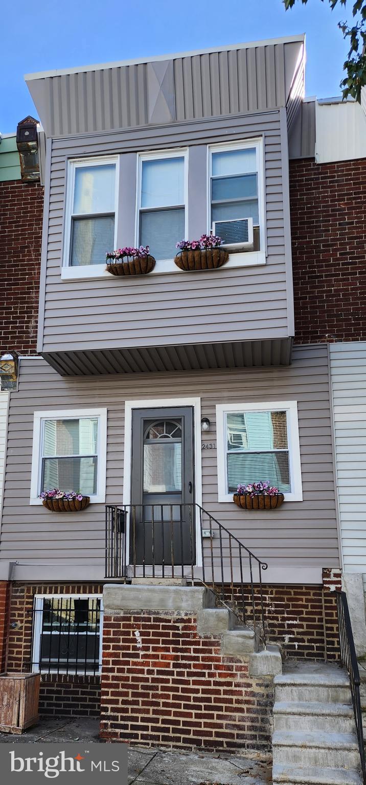 WHITMAN - Residential Lease