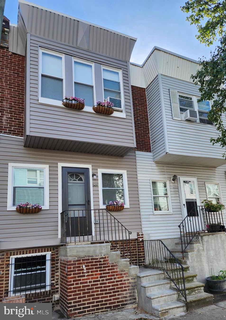 WHITMAN - Residential Lease