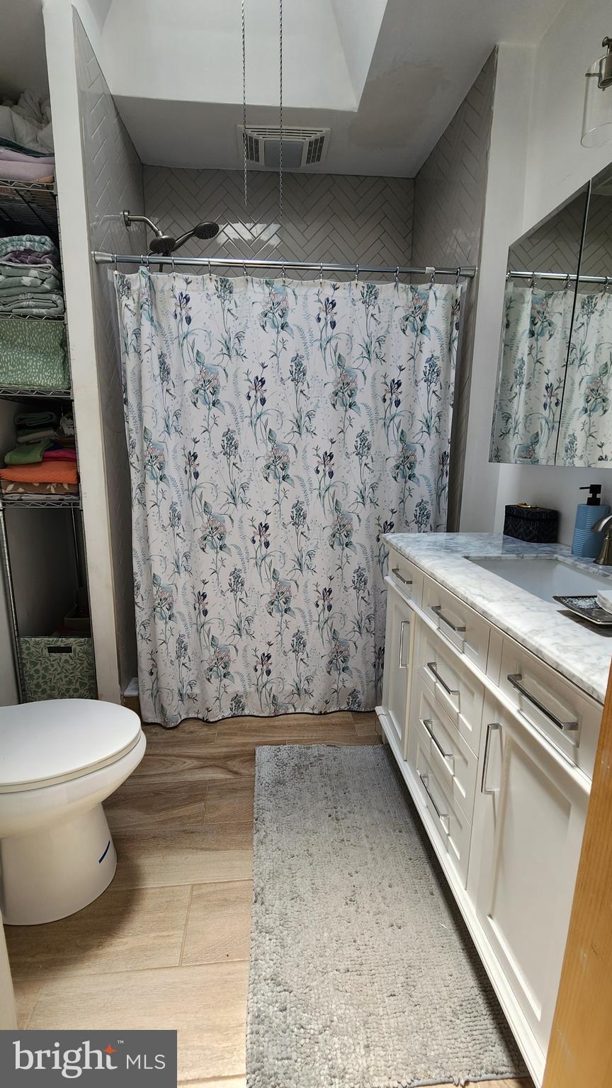 WHITMAN - Residential Lease