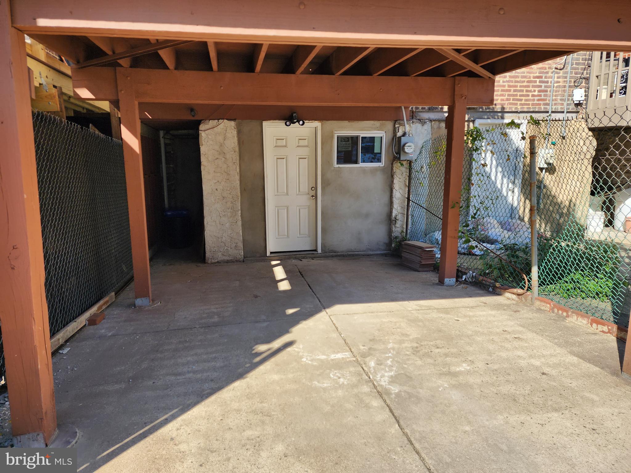 WHITMAN - Residential Lease