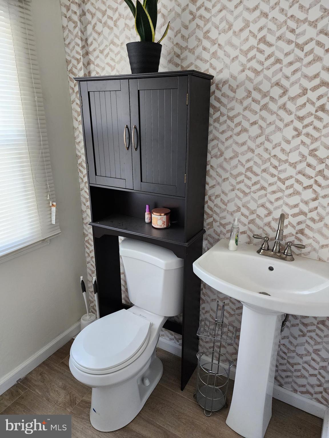 WHITMAN - Residential Lease