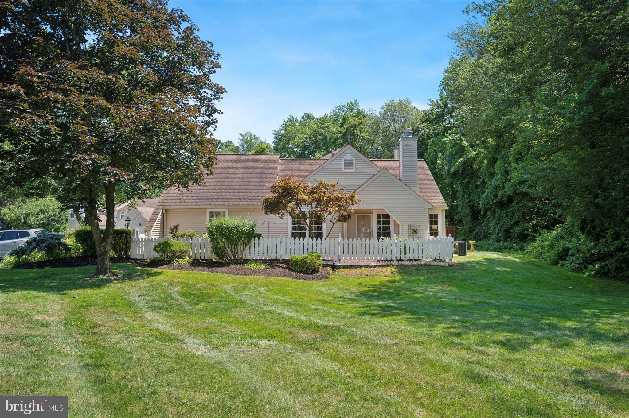 1720 BALAS CIRCLE