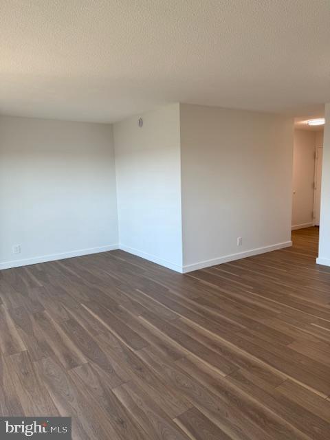 WATERGATE AT LANDMARK - Residential