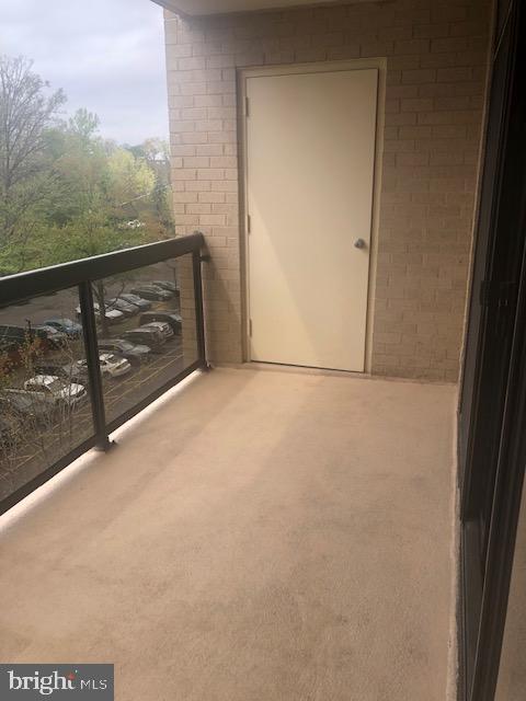 WATERGATE AT LANDMARK - Residential