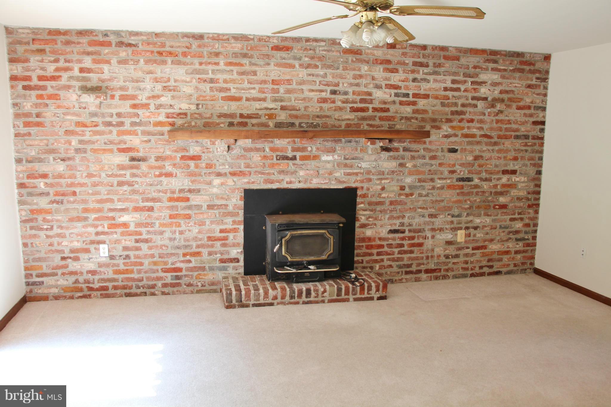 MAXWELL HALL SUB - Residential