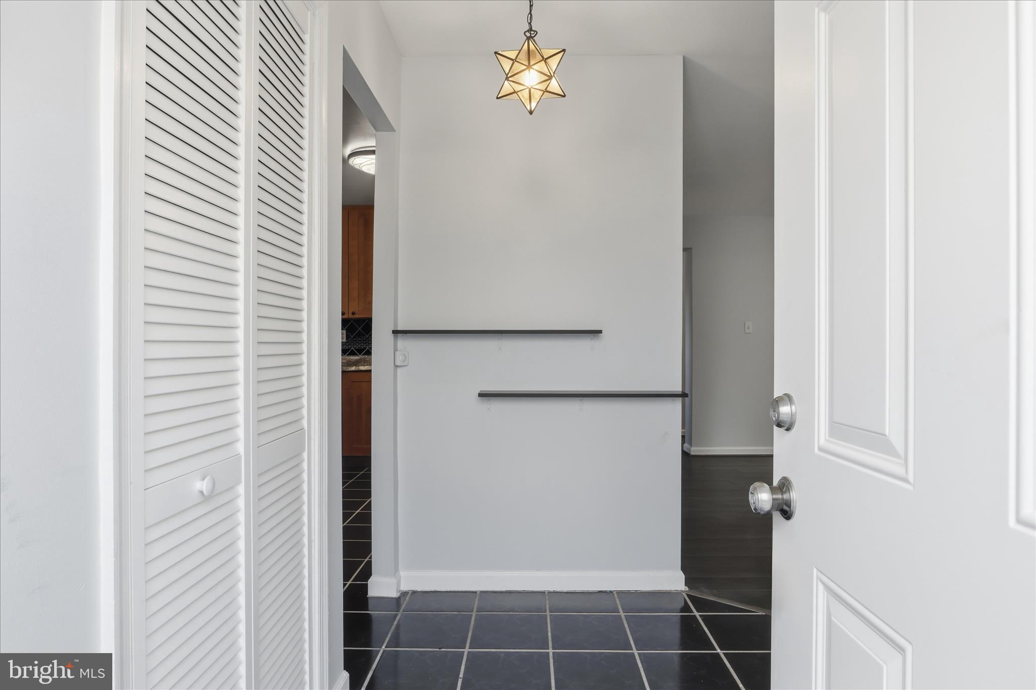 CHERRYWOOD CONDO PHASE V - Residential