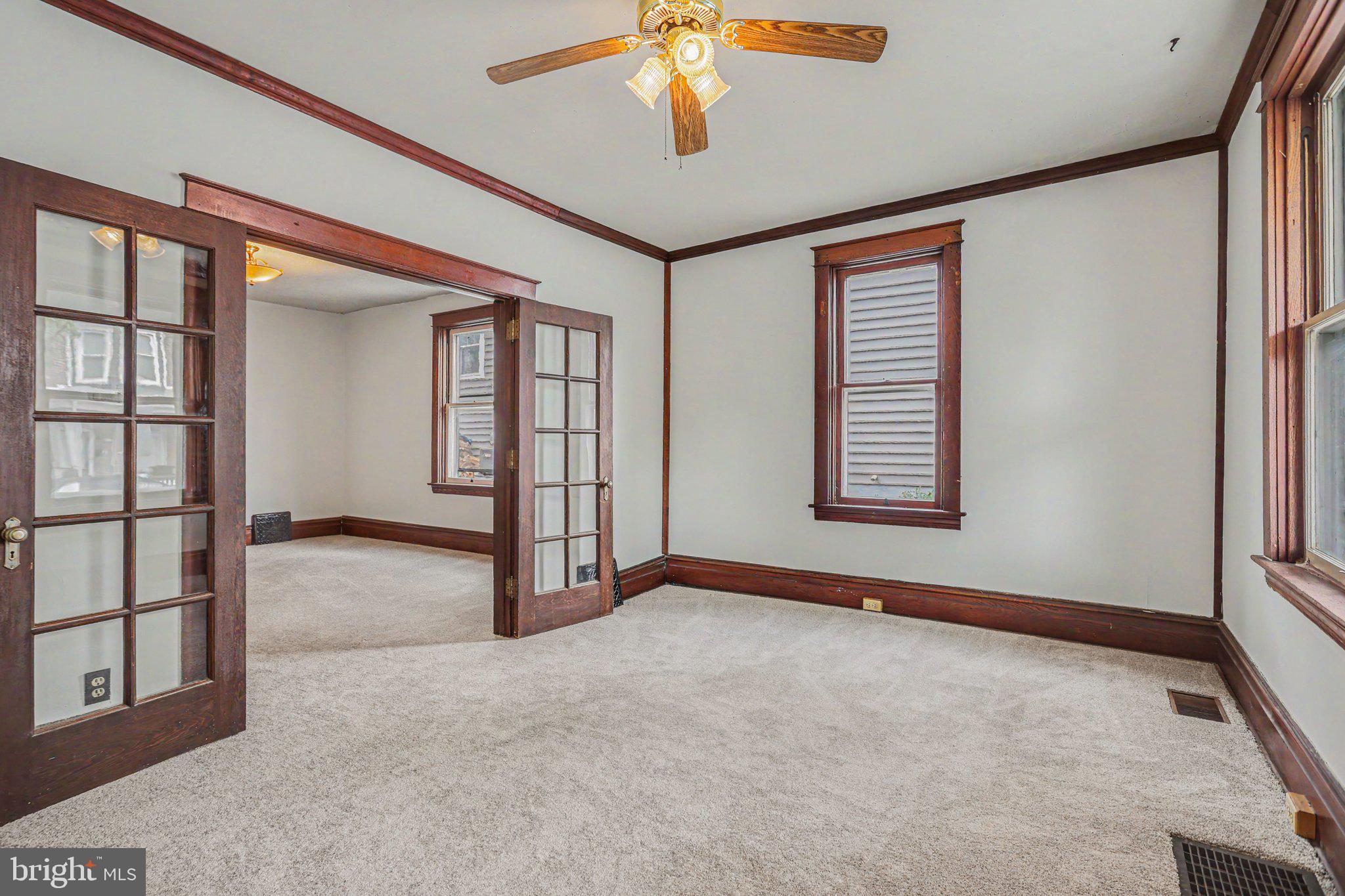 122 S CEDAR STREET