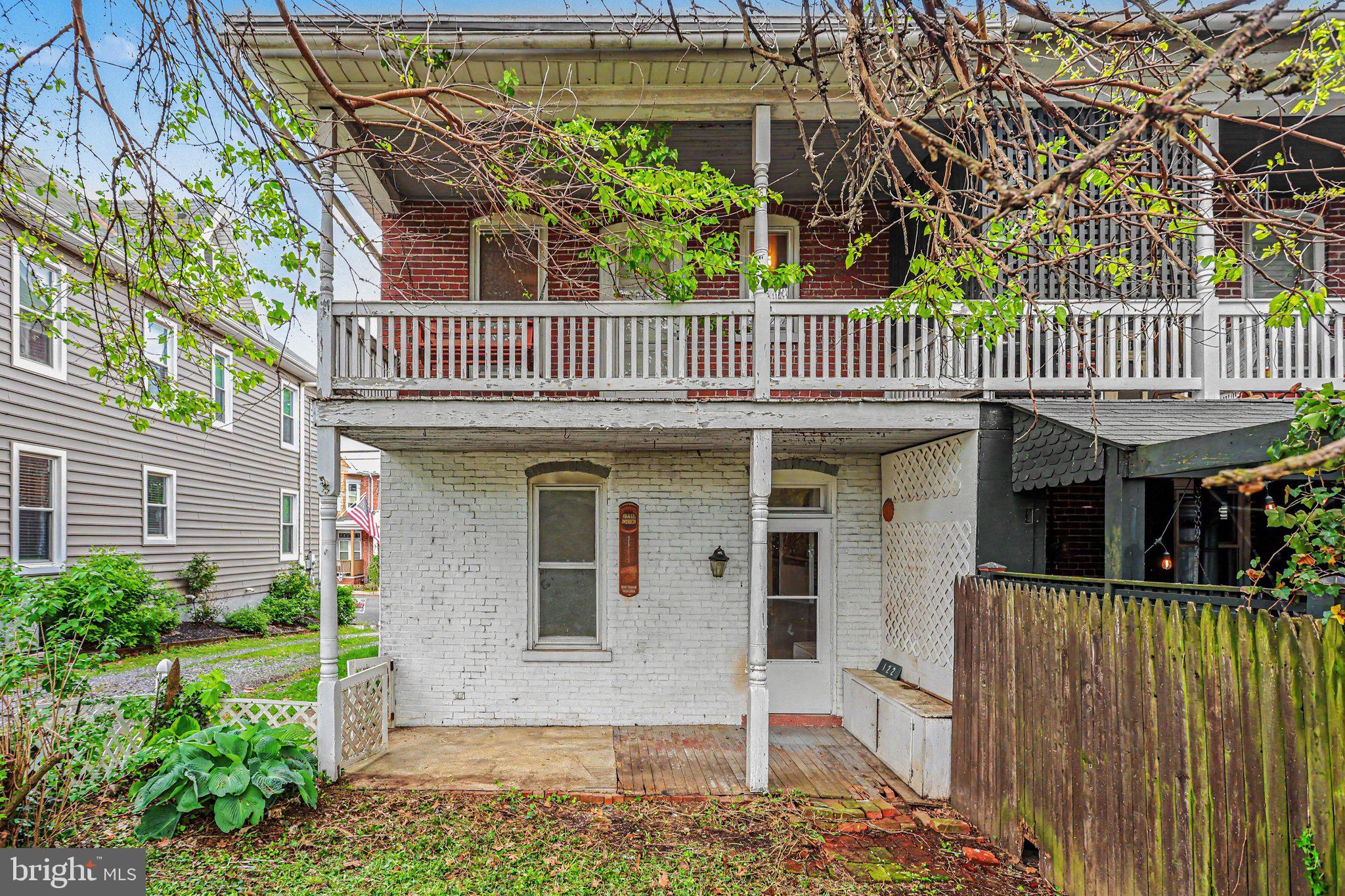 LITITZ BOROUGH - Residential