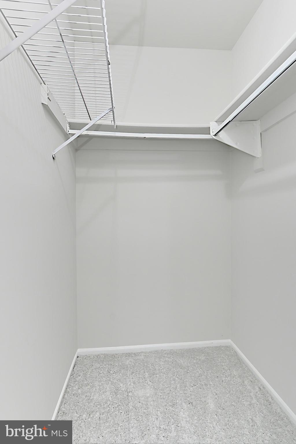 FOX CHAPEL AT TUDOR KNOLLS - Residential Lease