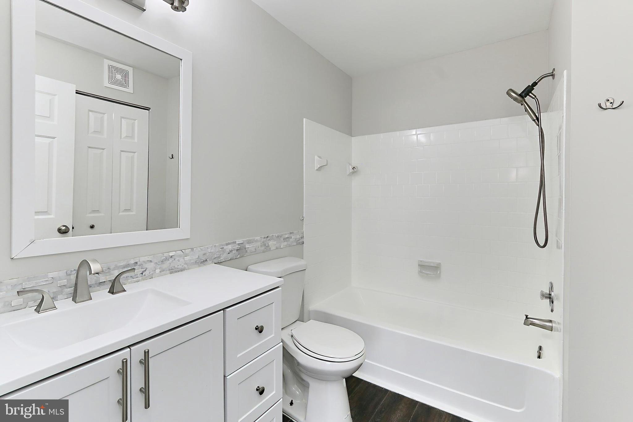 FOX CHAPEL AT TUDOR KNOLLS - Residential Lease