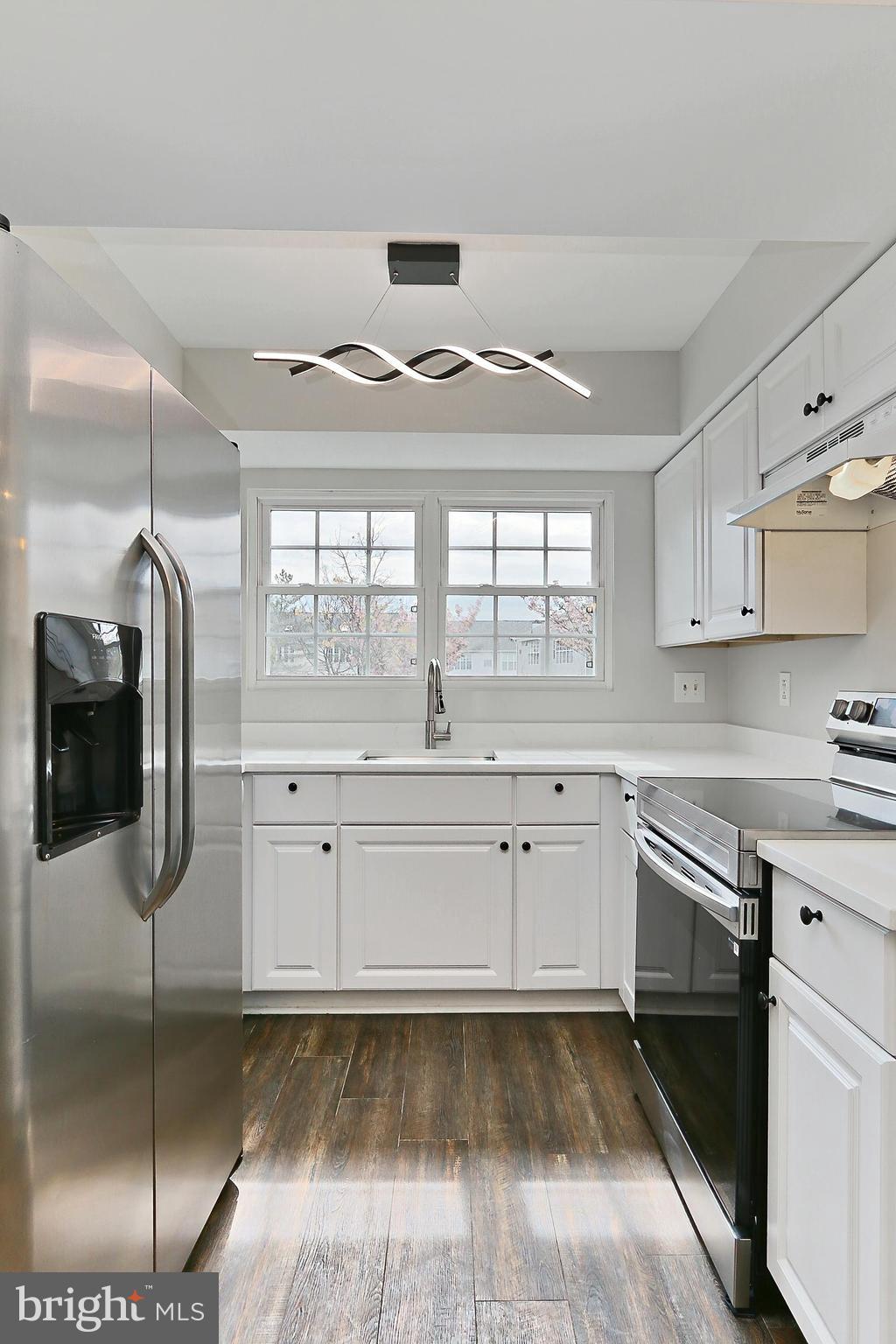 FOX CHAPEL AT TUDOR KNOLLS - Residential Lease