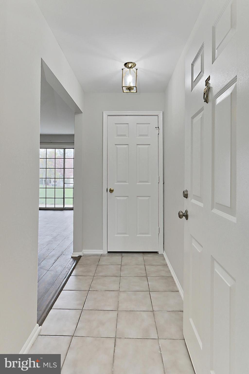 FOX CHAPEL AT TUDOR KNOLLS - Residential Lease