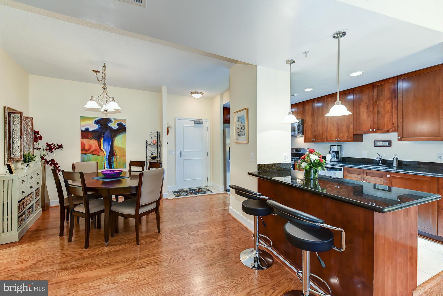 ECLIPSE ON CENTER PARK - Residential