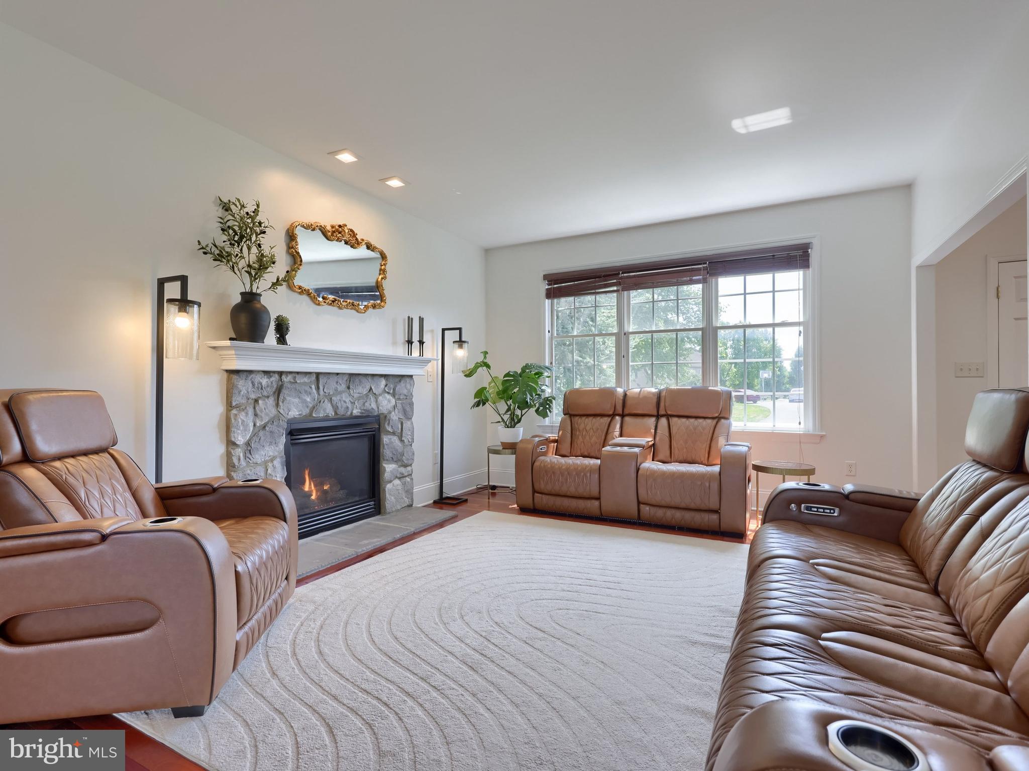 309 CHADWYCK LANE