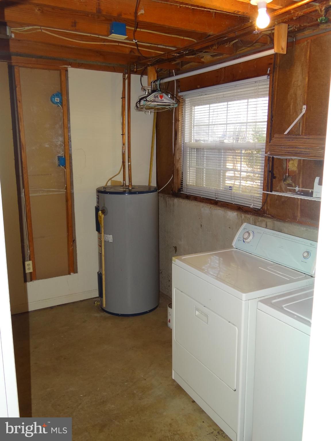 PROSPECT KNOLLS - Residential Lease