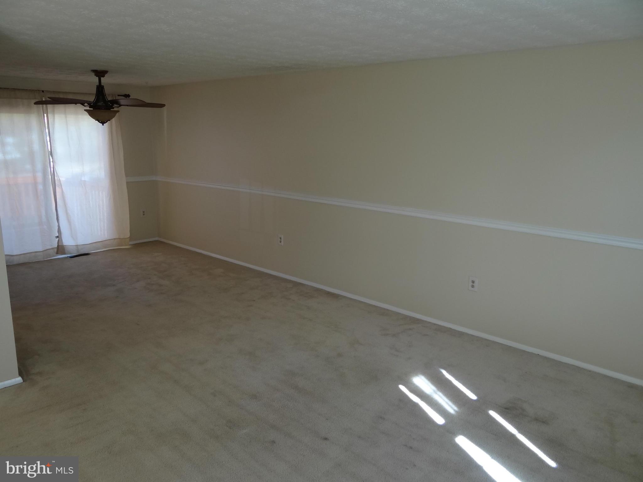 PROSPECT KNOLLS - Residential Lease