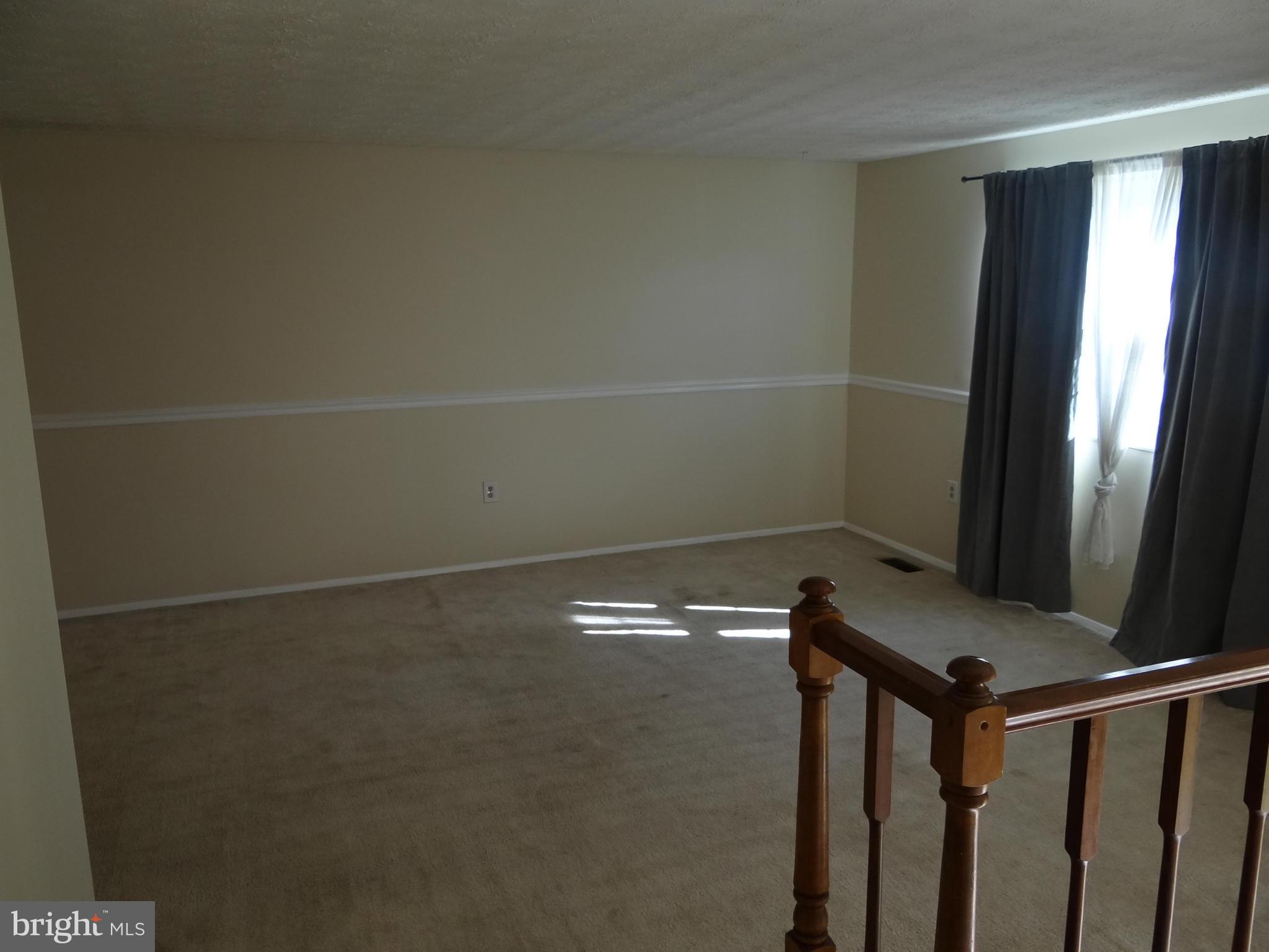 PROSPECT KNOLLS - Residential Lease