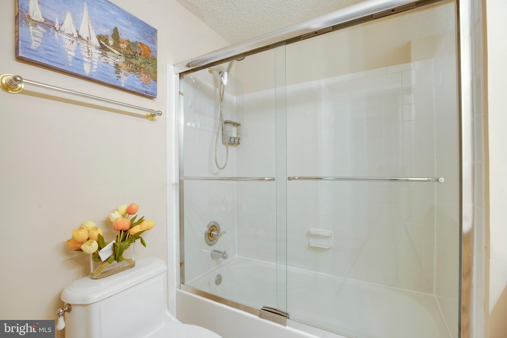 BURKE CENTRE - Residential