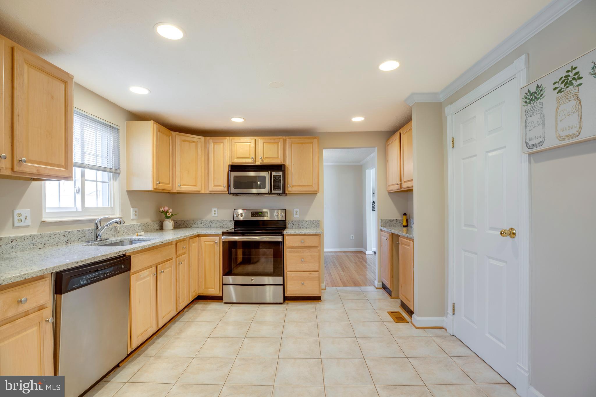 BURKE CENTRE - Residential