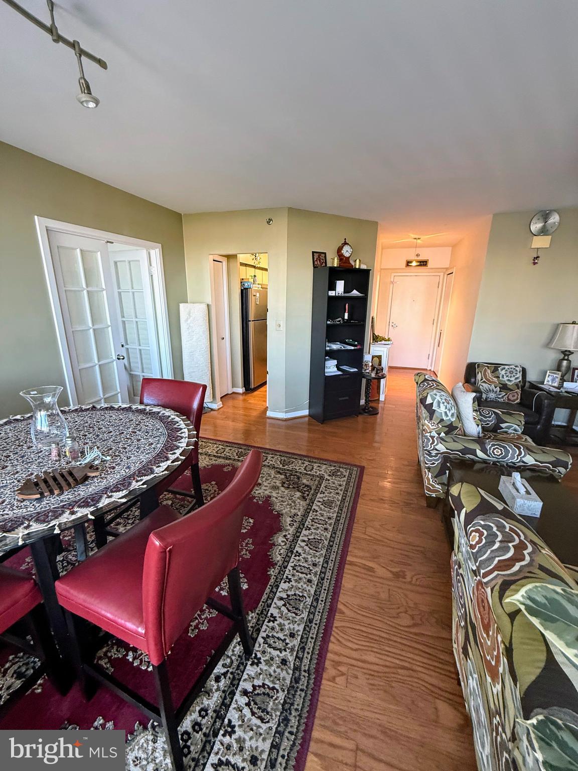 SKYLINE - Residential