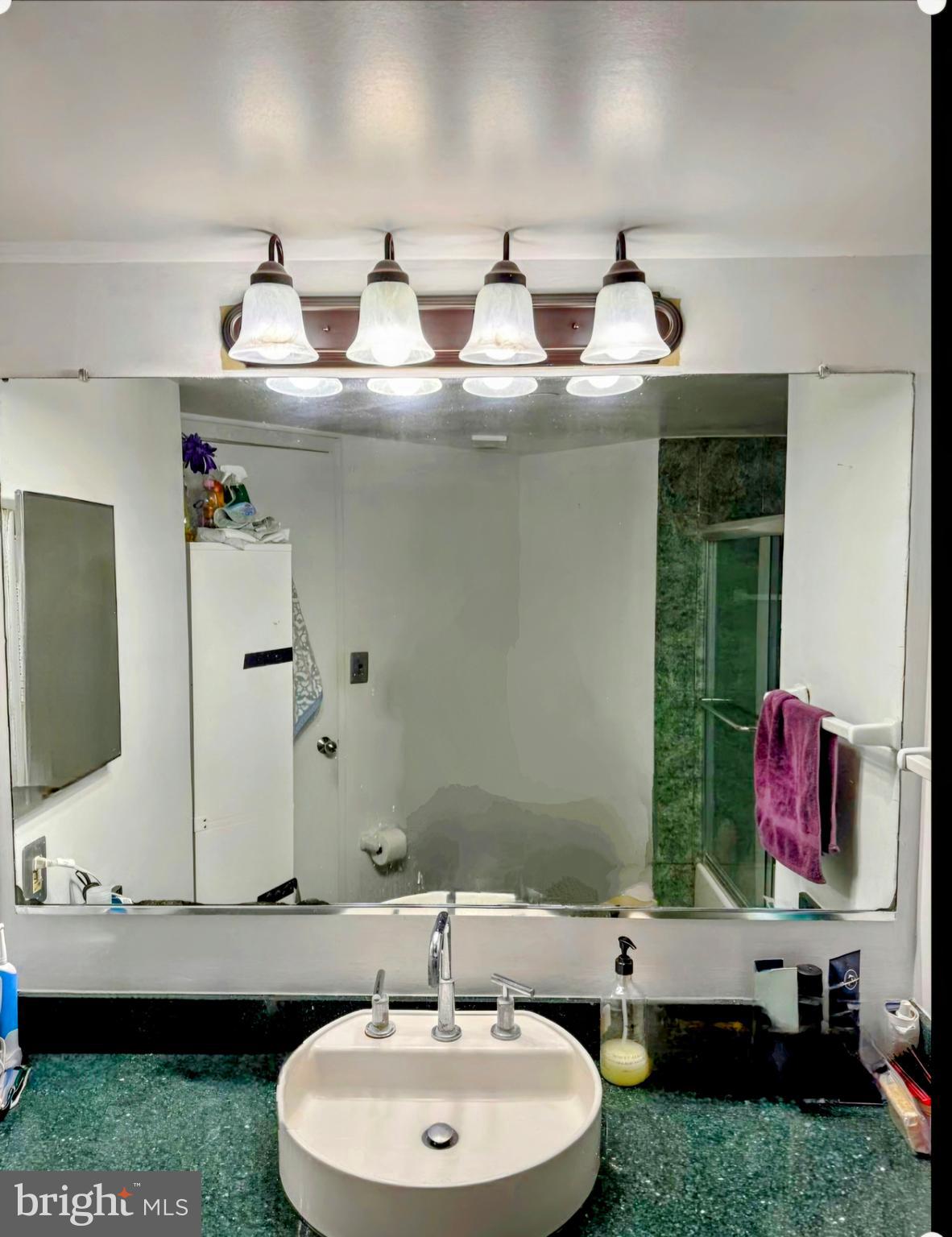 SKYLINE - Residential