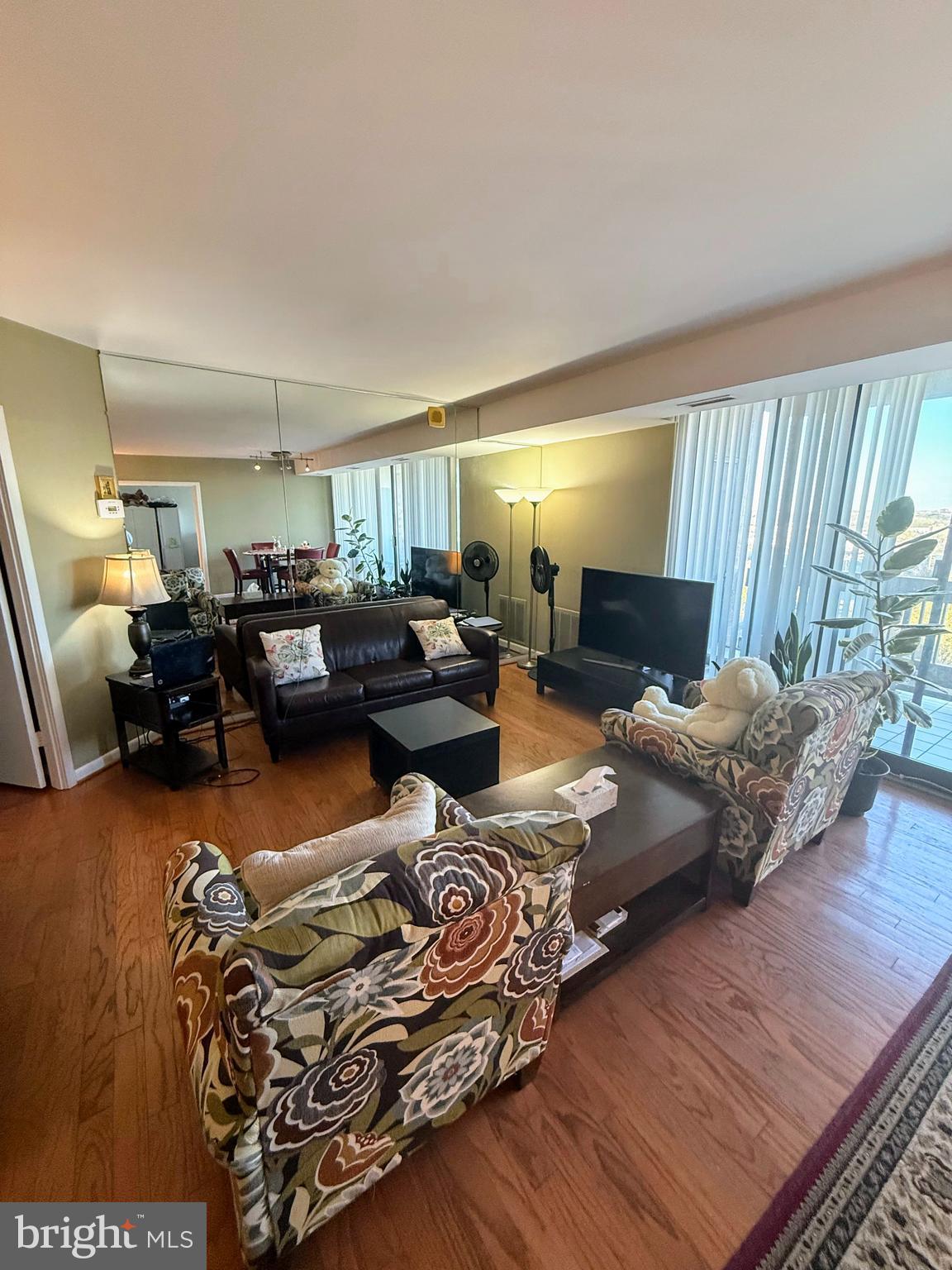 SKYLINE - Residential