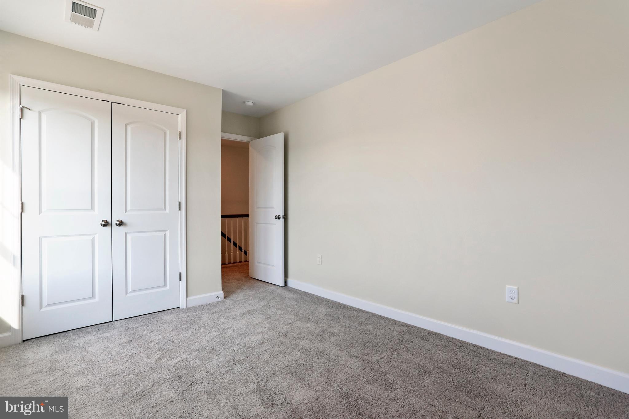 MIDDLE CREEK VISTAS - Residential