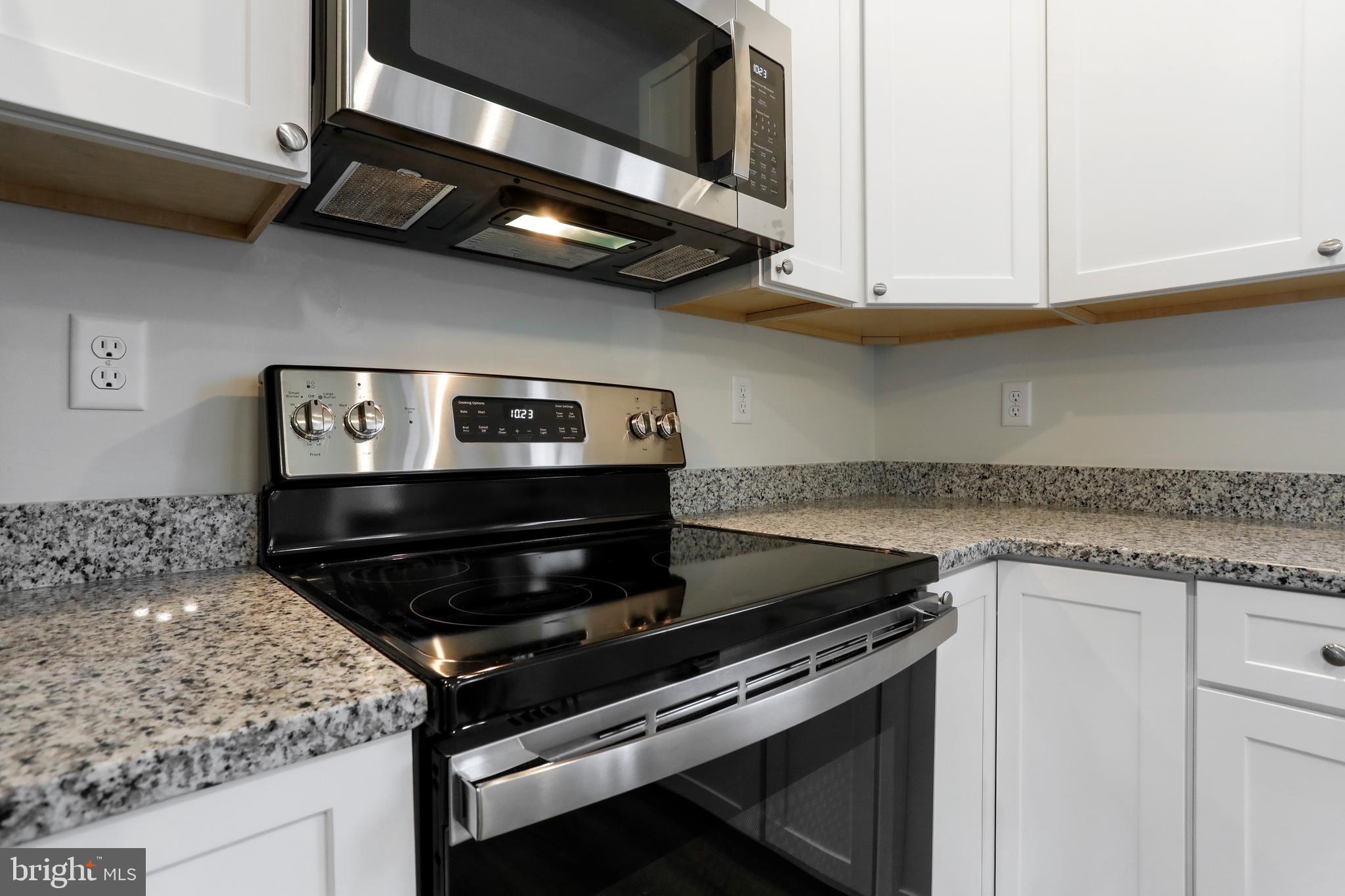 MIDDLE CREEK VISTAS - Residential