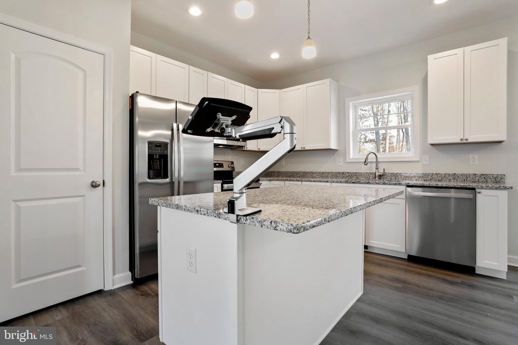 MIDDLE CREEK VISTAS - Residential