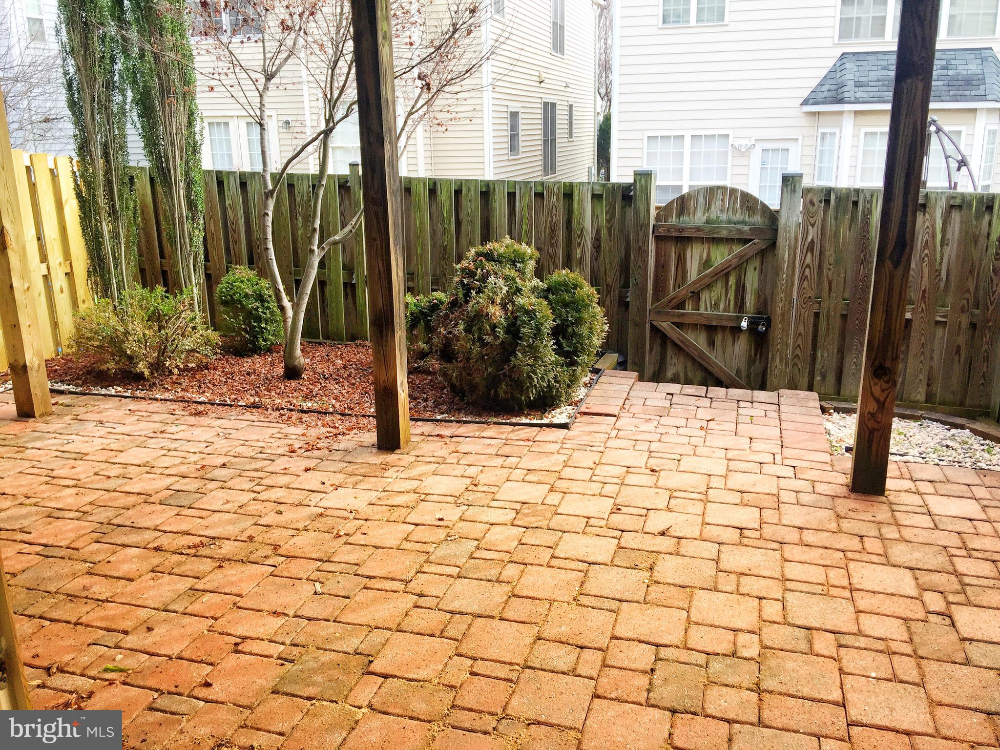 QUINCE ORCHARD PARK - Residential Lease