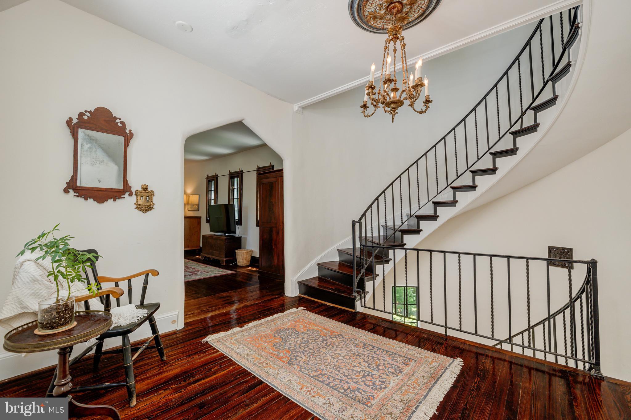 CHEVY CHASE - Residential