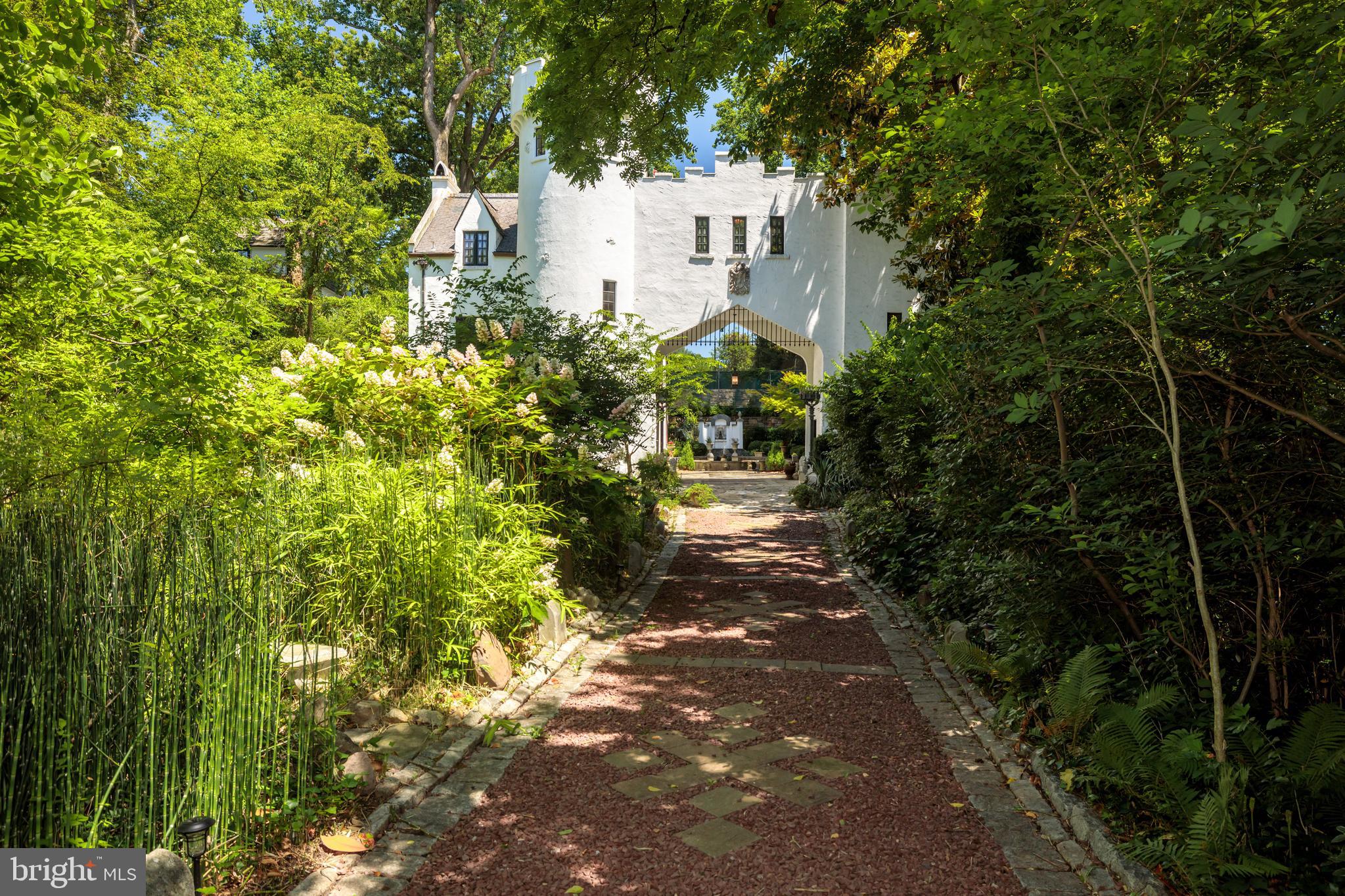 CHEVY CHASE - Residential