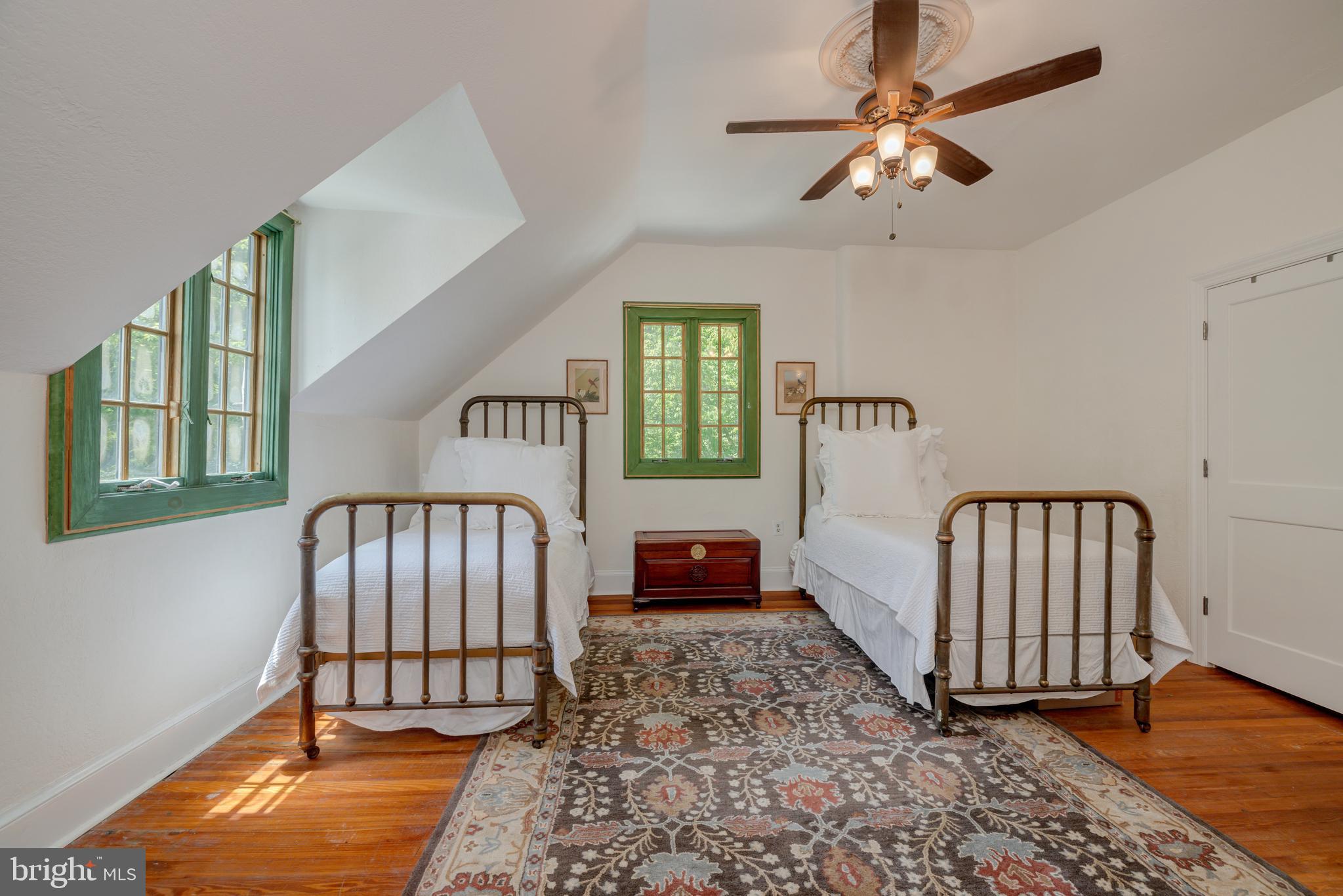 CHEVY CHASE - Residential