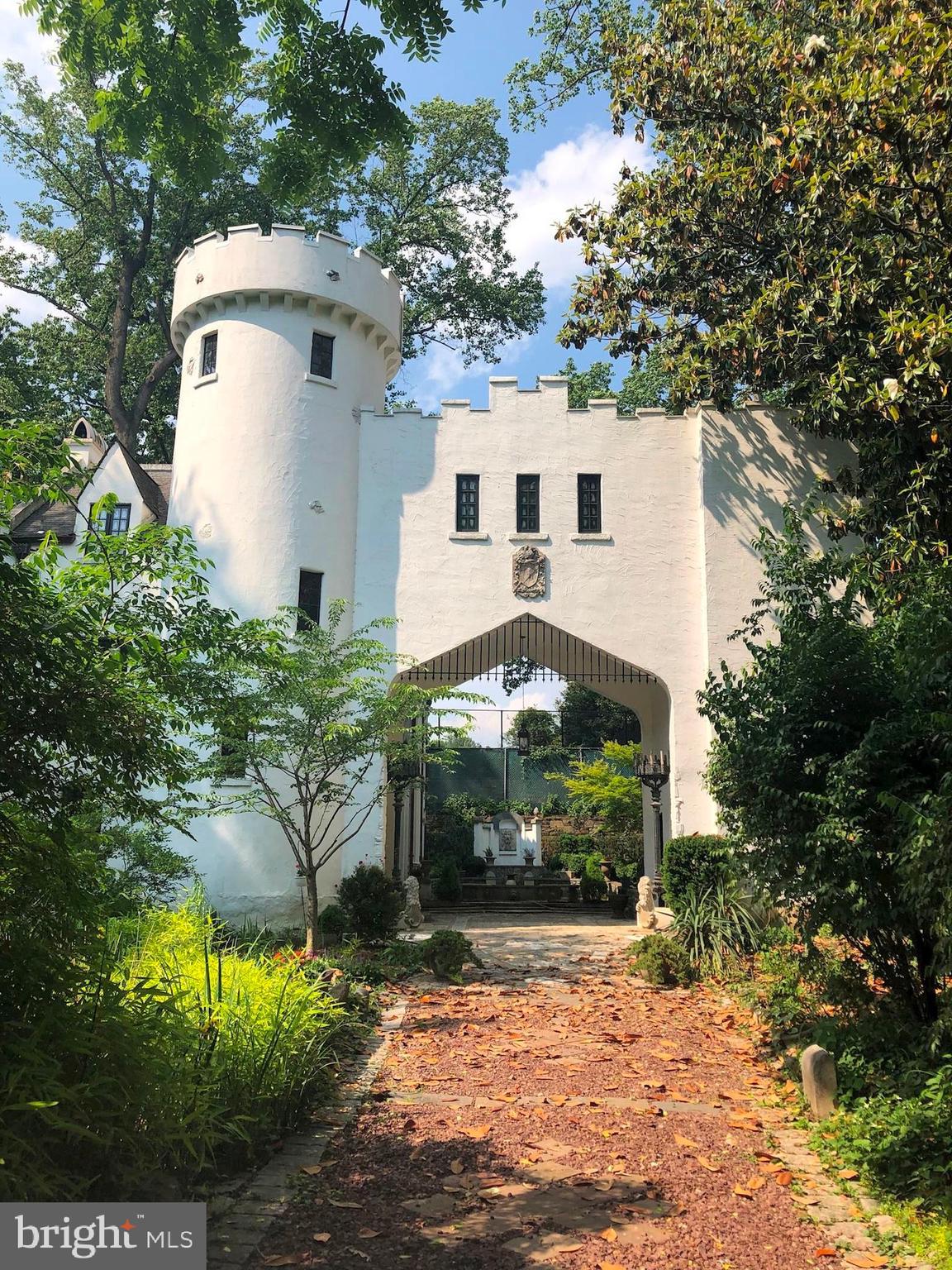 CHEVY CHASE - Residential