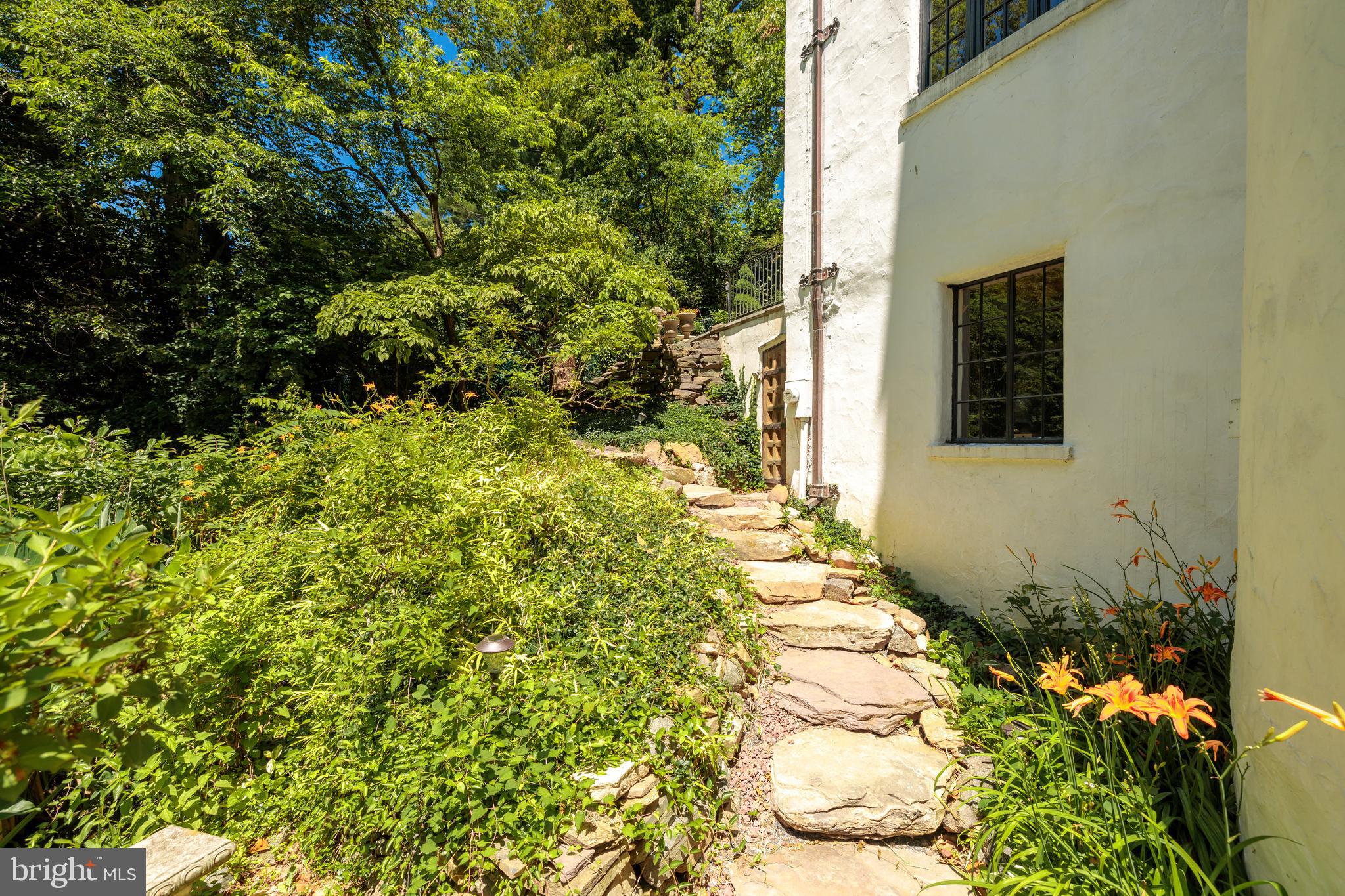 CHEVY CHASE - Residential