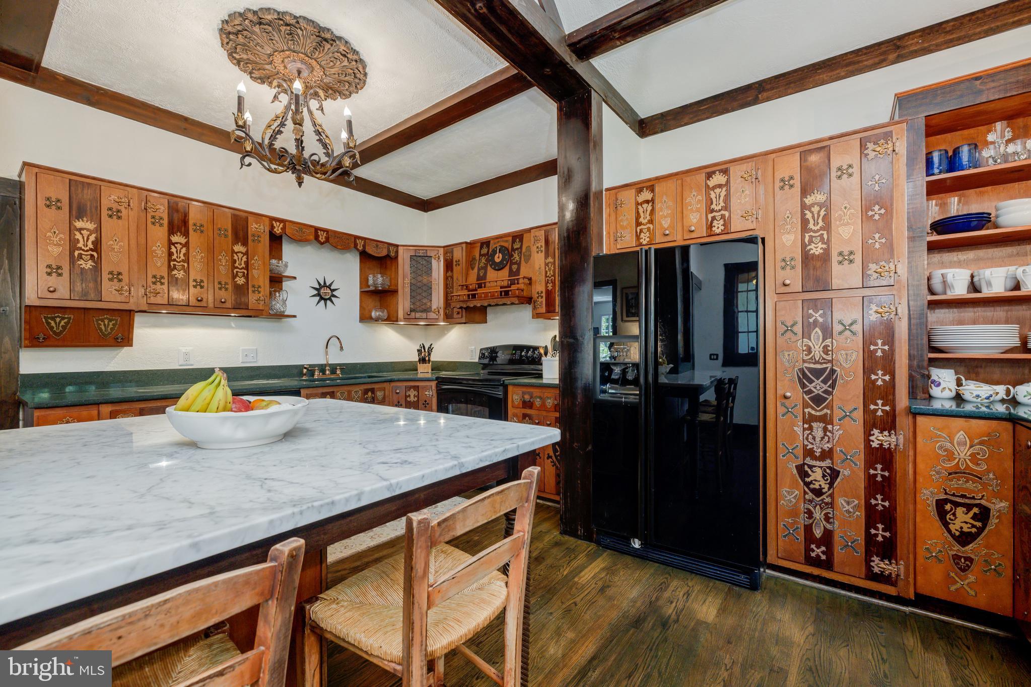 CHEVY CHASE - Residential