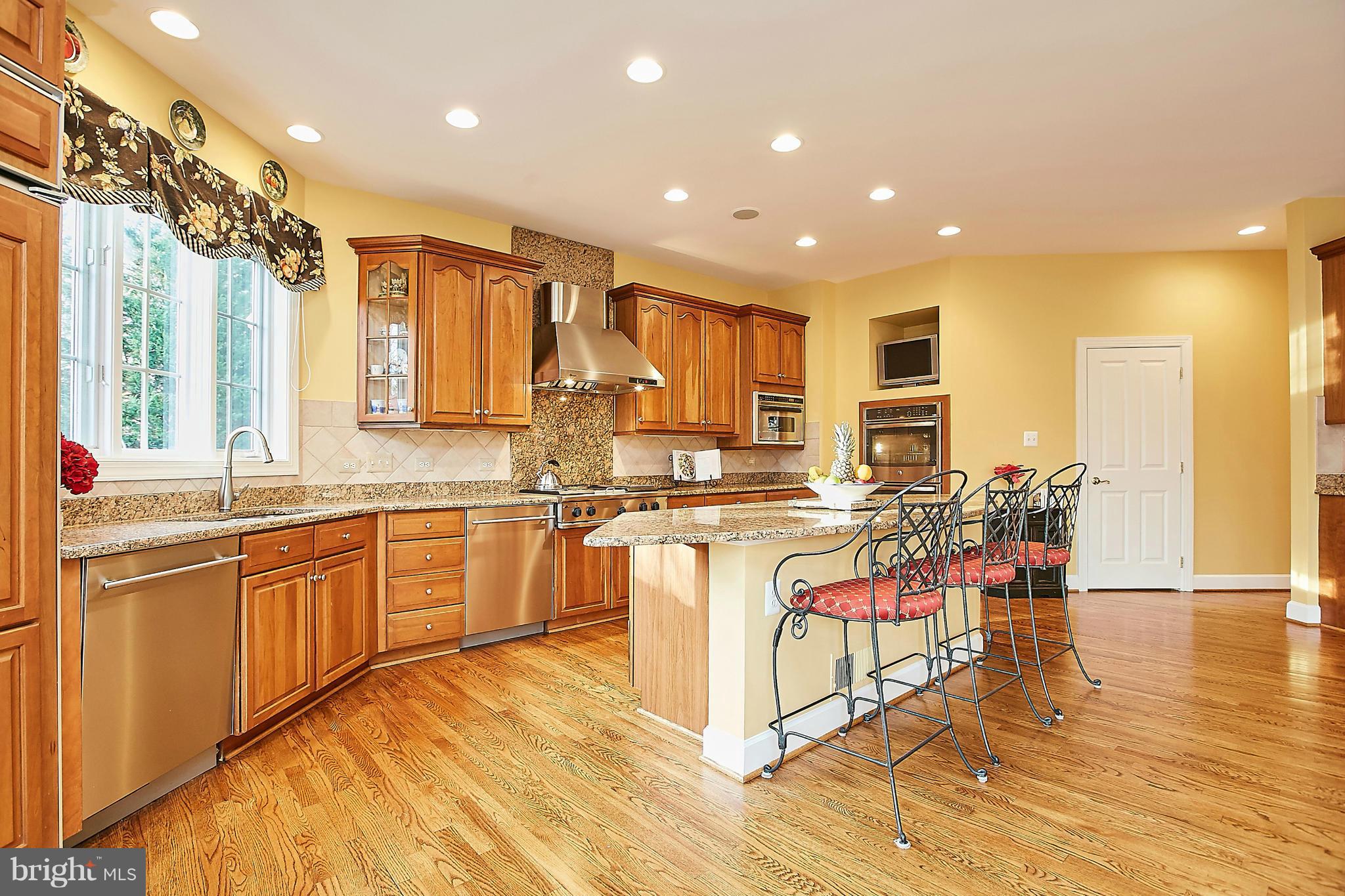 ESTATES AT LONGWOOD - Residential