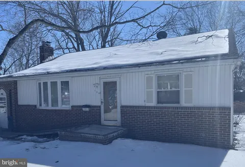 MLS: NJCD2111452