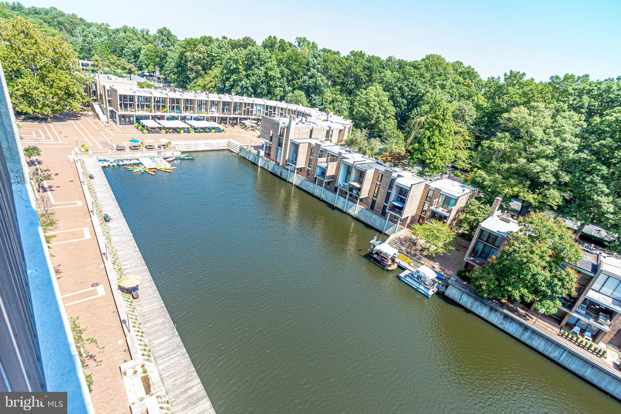 LAKEVIEW - Residential Lease