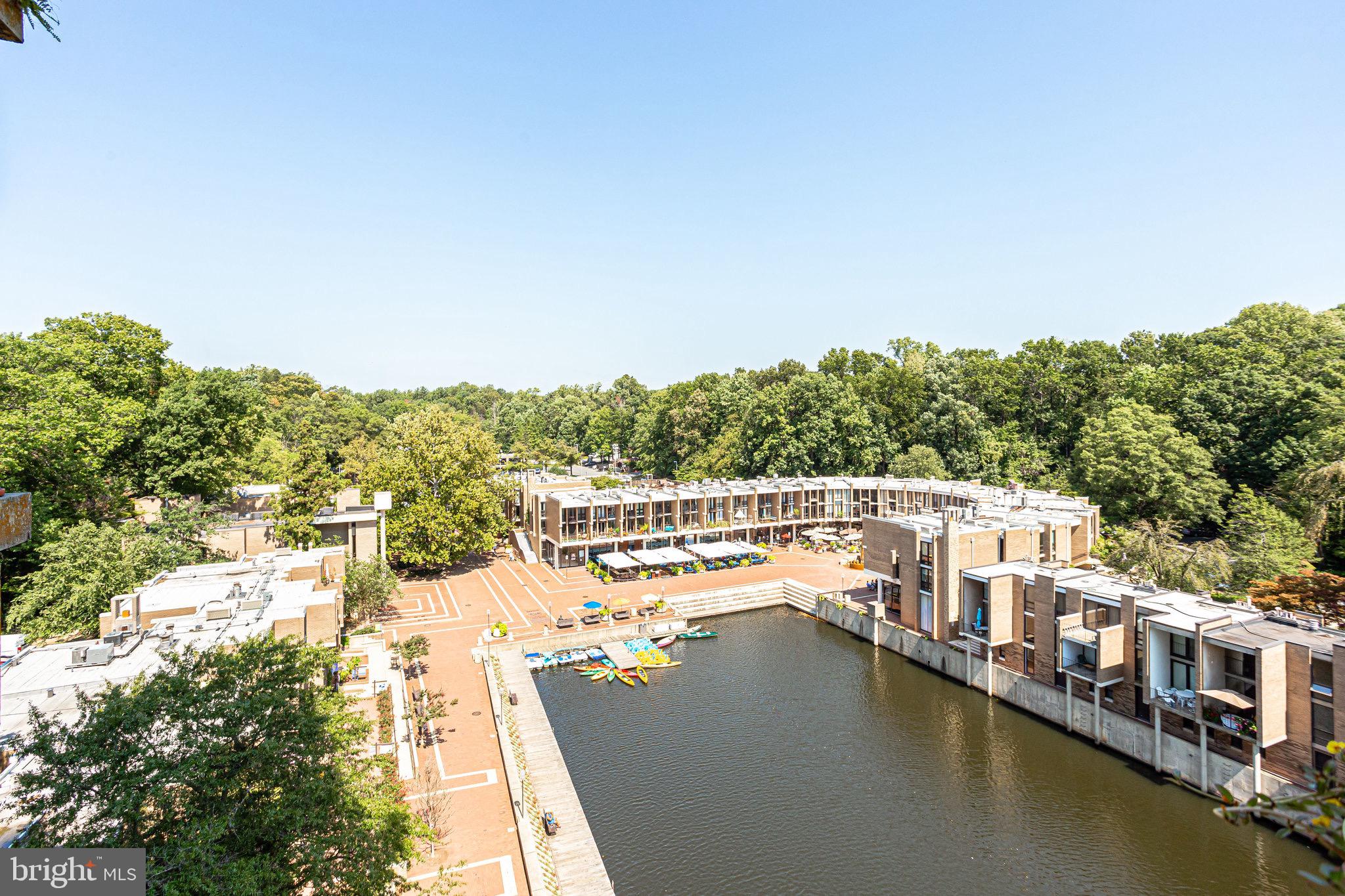 LAKEVIEW - Residential Lease